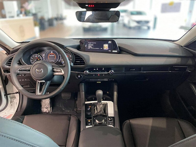 Mazda 3 1.5L Luxury