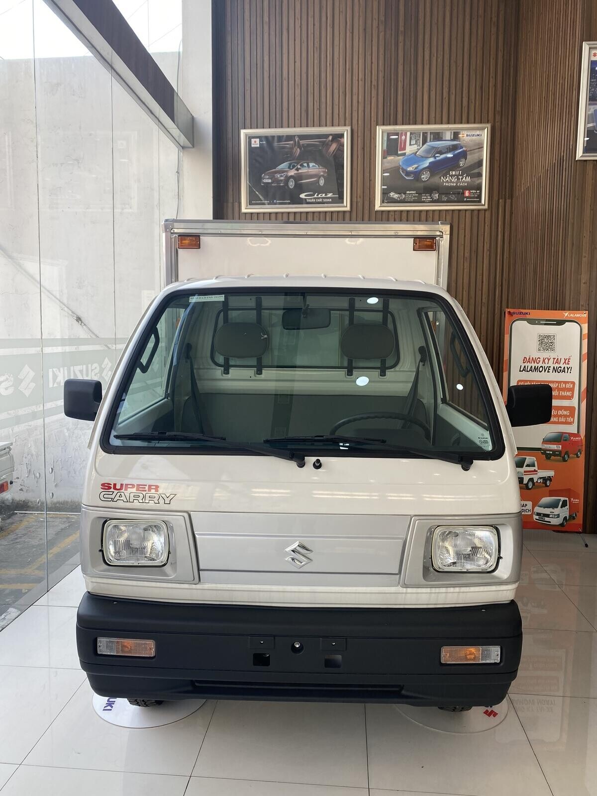 Suzuki Carry Truck thùng kín composite 2023