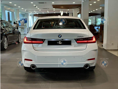 BMW 320i Sportline LCI