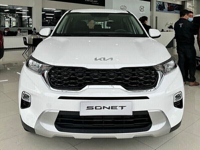 KIA Sonet AT Deluxe