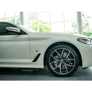 BMW 520i M Sport 2022 (Không Cảm Ứng, Có Đá Cốp)