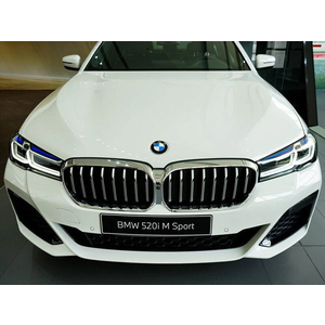 BMW 520i M Sport 2022 (Không Cảm Ứng, Có Đá Cốp)