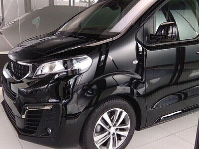 Peugeot Traveller Premium