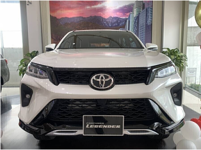 Toyota Fortuner Legender 2.4 AT Dầu 4x2