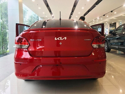 KIA Soluto AT Deluxe