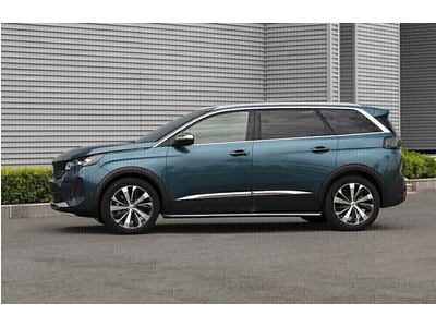 New 5008 GT