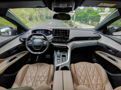 New 5008 GT