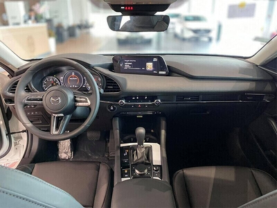 Mazda 3 1.5L Luxury (E5)