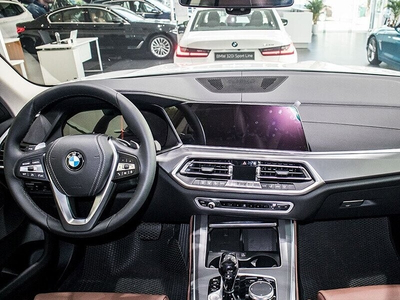 BMW X5 xDrive40i xLine LCI