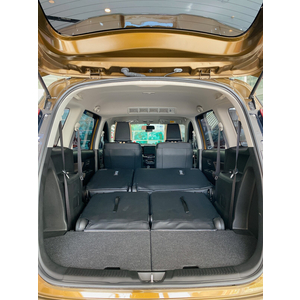 Suzuki Ertiga Hybrid AT
