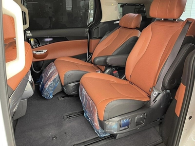 KIA Carnival 2.2D Signature 7 chỗ