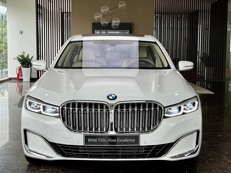 BMW 730Li Pure Excellence