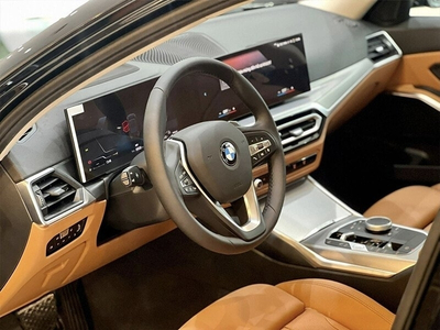 BMW 320i Sport Line LCI