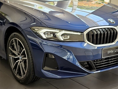 BMW 320i Sport Line LCI