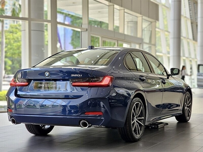 BMW 320i Sport Line LCI