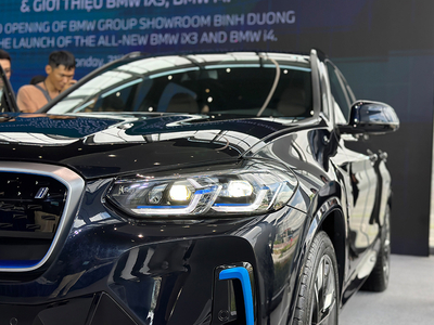 BMW iX3
