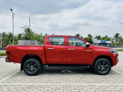 Toyota Hilux 2.4L 4X2 AT 2024