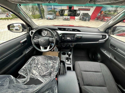 Toyota Hilux 2.4L 4X2 AT 2024