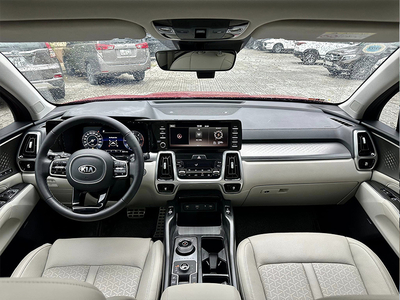 KIA New Sorento 2.2D Luxury (Máy dầu)