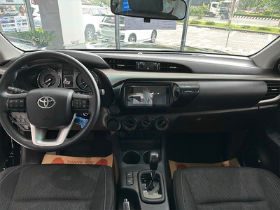 Toyota Hilux 2.4L 4X4 AT 2025