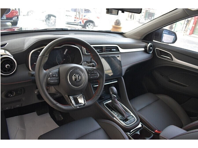 MG ZS 1.5 2WD Standard (Thái Lan)