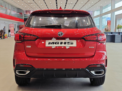 New MG HS 1.5 DEL
