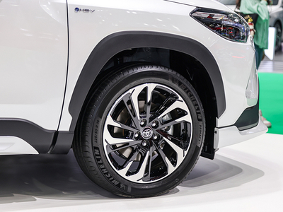 New Toyota Corolla Cross 1.8V