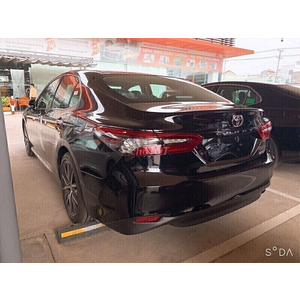 Toyota Camry 2.0Q 2024