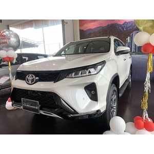 Toyota Fortuner Legender 2.4 AT Dầu 4x2