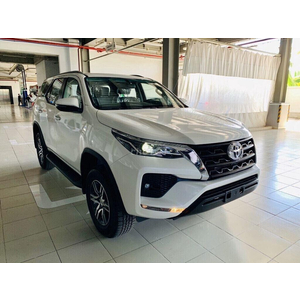 Toyota Fortuner 2.4AT Dầu 4x2