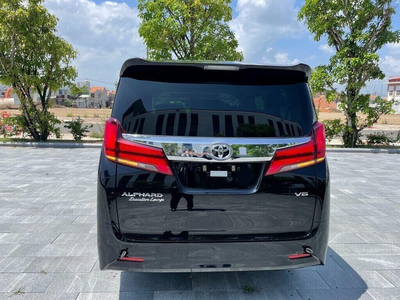 Toyota Alphard Luxury