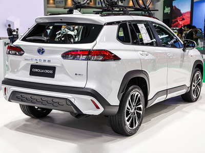 New Toyota Corolla Cross 1.8V