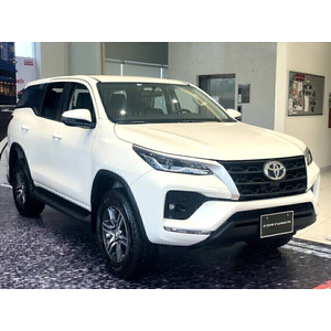 Toyota Fortuner 2.4 MT Dầu 4x2