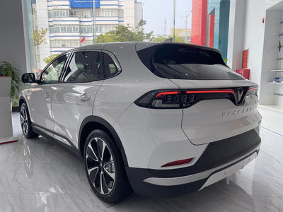 VinFast VF8 Plus