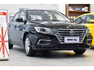New MG5 1.5 MT