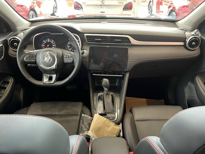 MG ZS 1.5 2WD Luxury (Thái Lan)