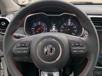 MG ZS 1.5 2WD Standard (Thái Lan)