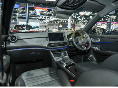 New MG HS 1.5 Luxury