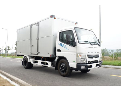 Xe tải Fuso Canter TF4.9 - Thùng kín - Tải 2 tấn