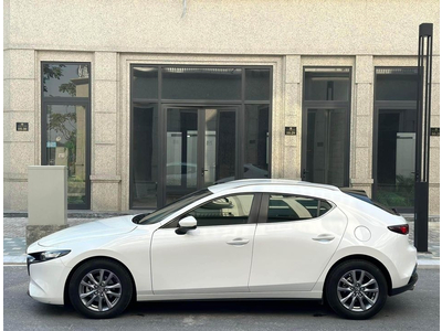 NEW MAZDA3 SPORT 1.5L LUXURY 2025