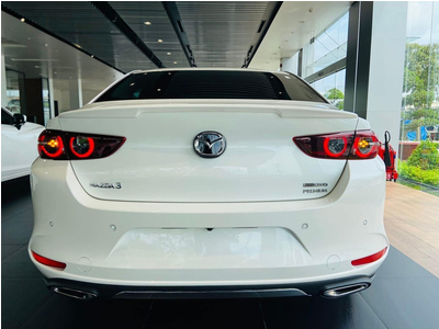 NEW MAZDA3 1.5L PREMIUM 2025