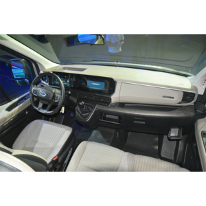 Ford Transit Limousine 10 chỗ