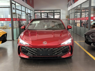 MG7 2.0T Luxury