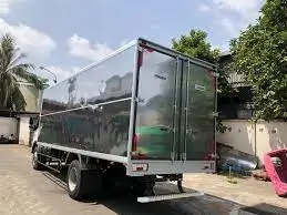 Xe tải Fuso FI170L- Thùng kín - Tải 8.2 tấn