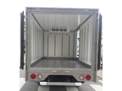 Xe tải KIA Frontier K200 - Thùng đông lạnh - Tải 990kg / 1490kg / 1990kg