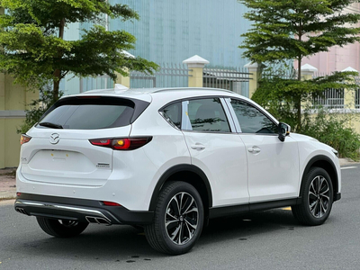 NEW MAZDA CX-5 2.0L LUXURY 2025