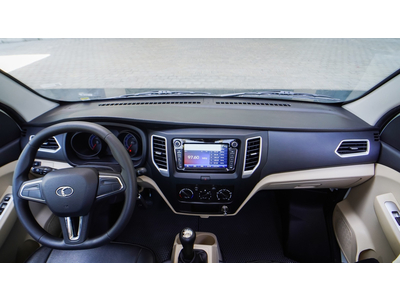 THACO FRONTIER TF230 - THÙNG KÍN, TẢI TRỌNG 990KG