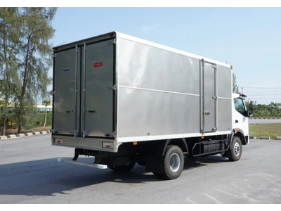 Xe tải Fuso FA 140L - Thùng kín - Tải 6.45 tấn