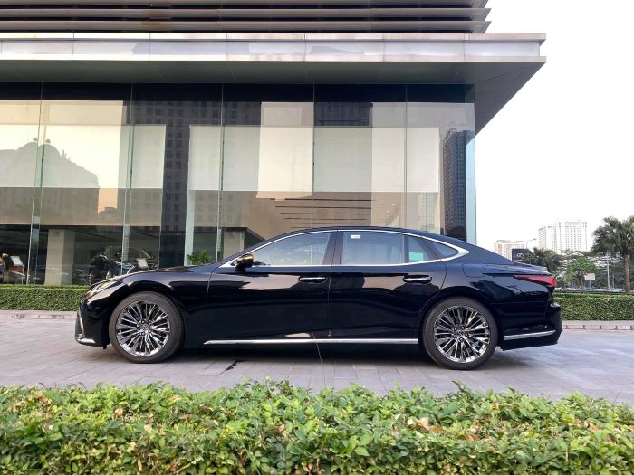 Lexus LS 500