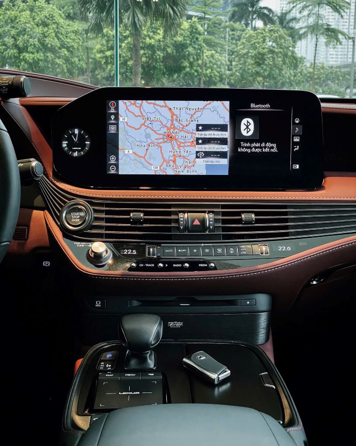 Lexus LS 500